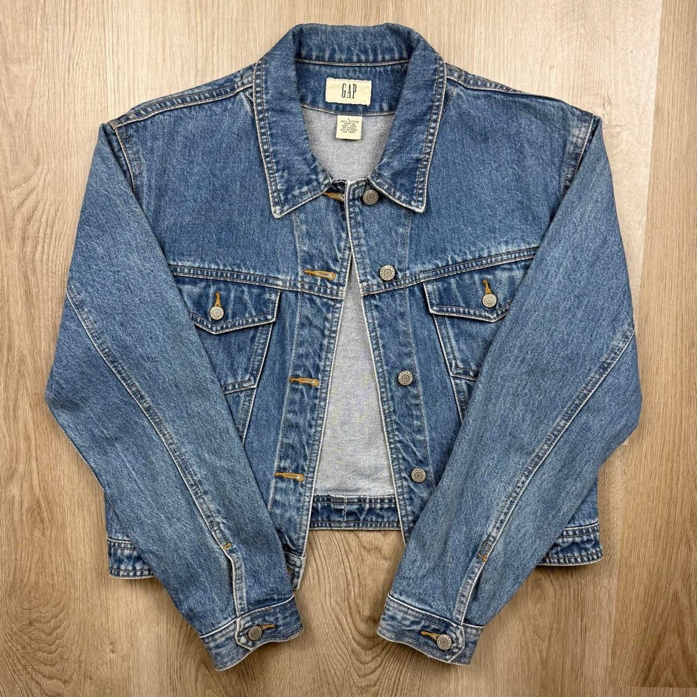 Vintage 90s GAP Medium Wash Heavyweight Denim Jacket L